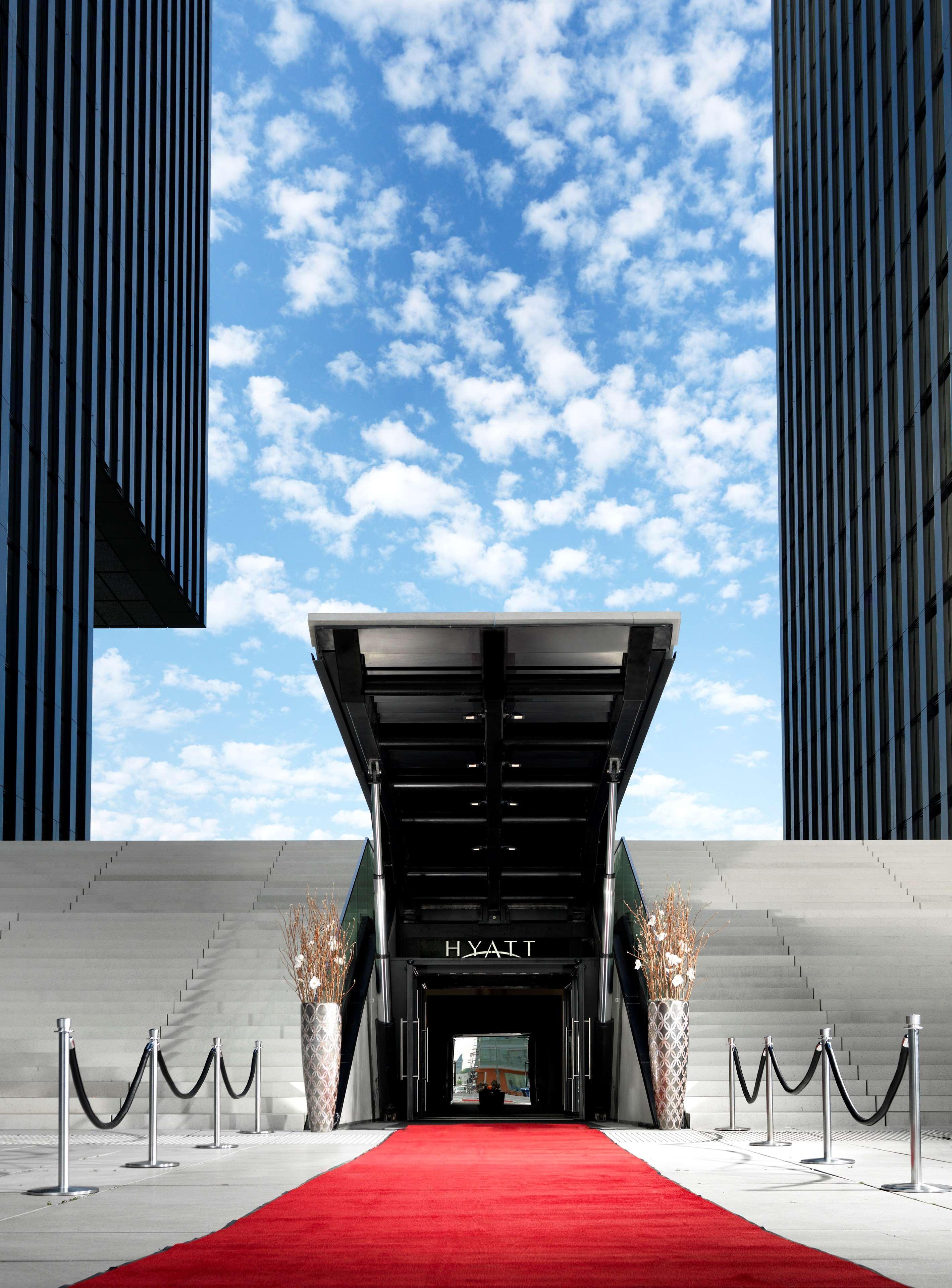 Hotel Hyatt Regency Düsseldorf Esterno foto HYATT Regency Chennai