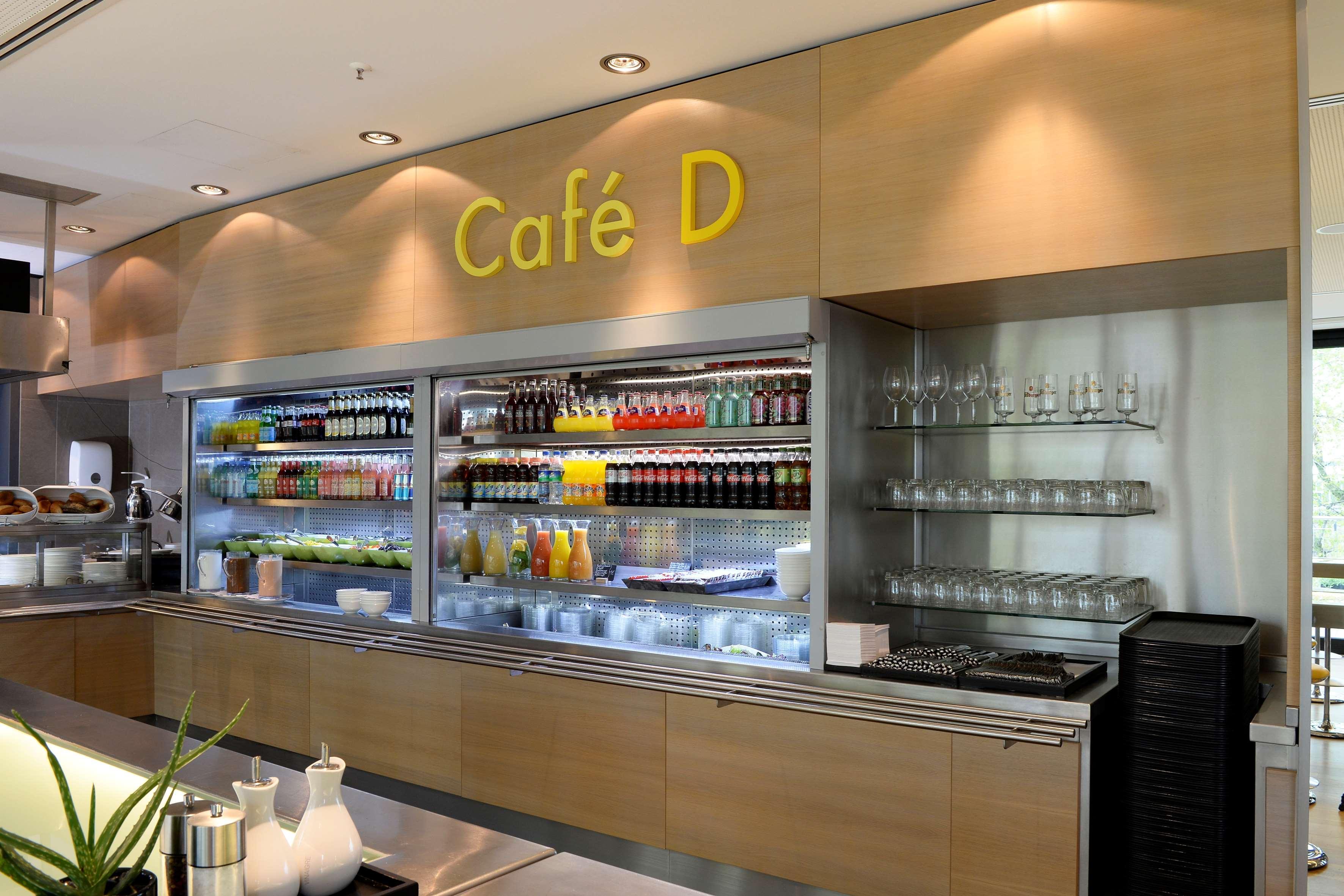 Hotel Hyatt Regency Düsseldorf Esterno foto Café D