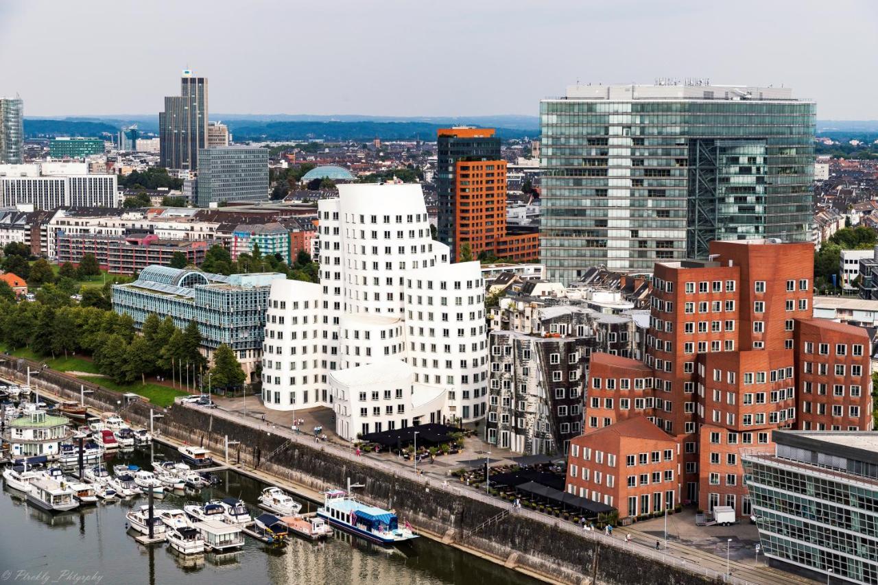 Hotel Hyatt Regency Düsseldorf Esterno foto The HafenCity