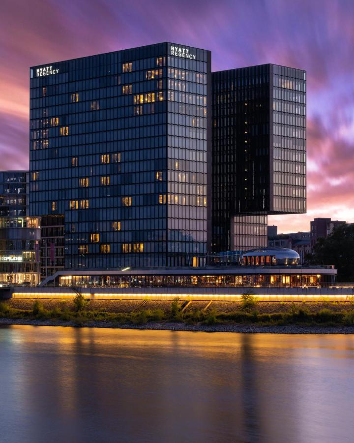 Hotel Hyatt Regency Düsseldorf Esterno foto The European Central Bank